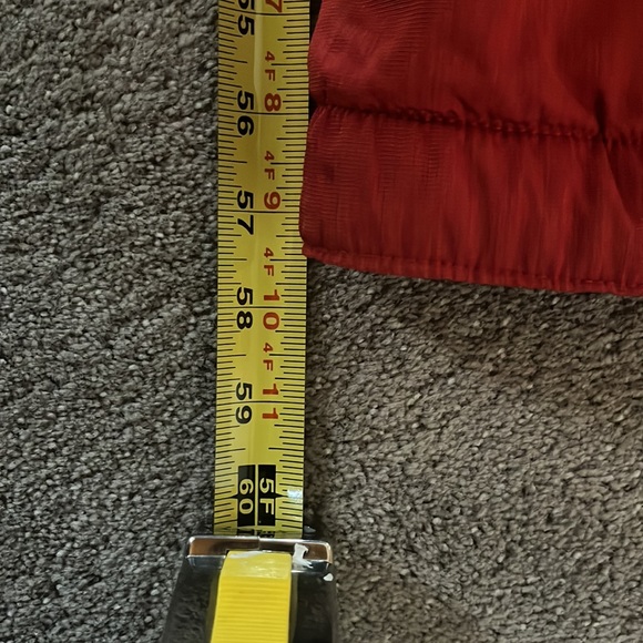 Beautiful red one piece postcard ski suit. Size 8 . From Gorsuch in Vail Co . - Picture 8 of 13